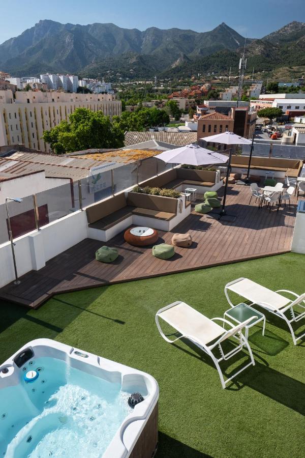 Daos Suites & Terrace Marbella Exterior foto