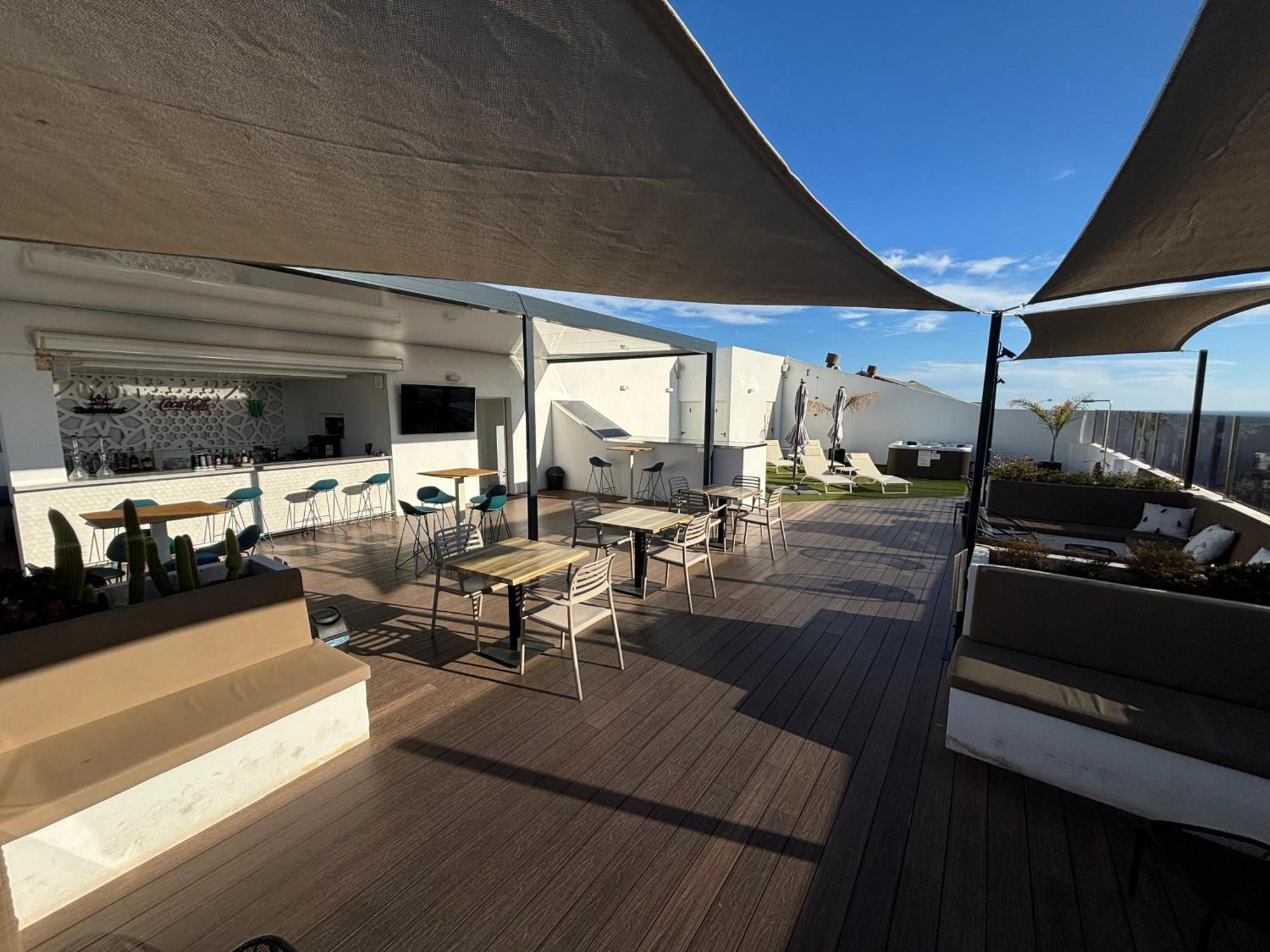 Daos Suites & Terrace Marbella Exterior foto
